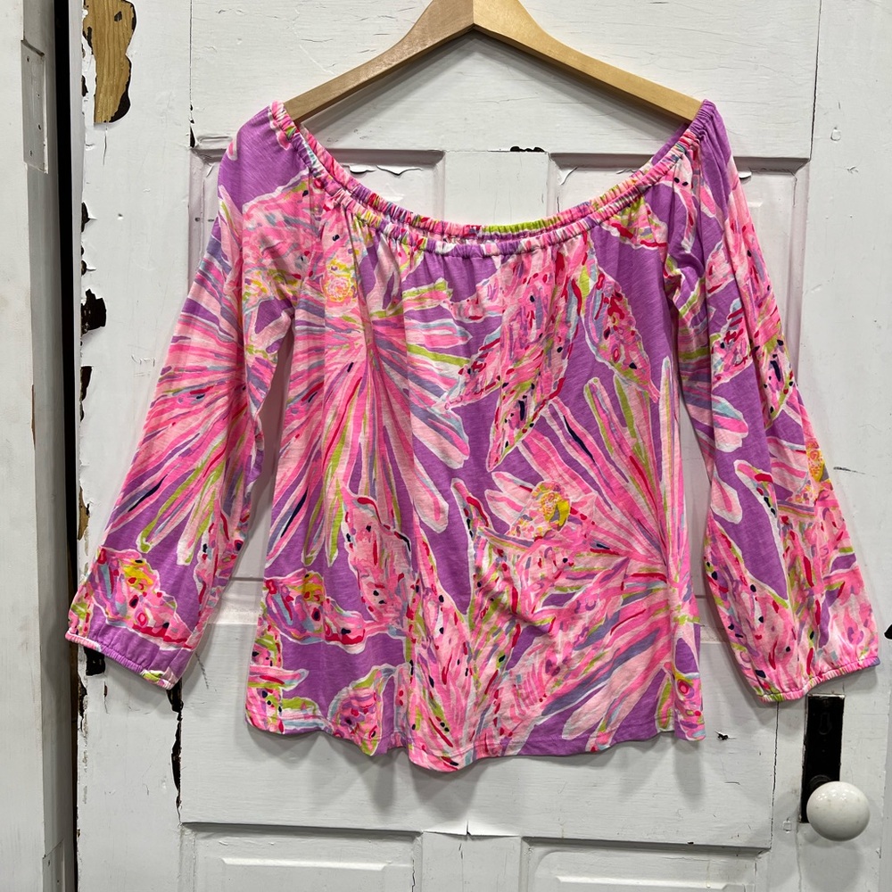 Lilly Pulitzer pink and lavender top with elastic scoop neck Size Medium
